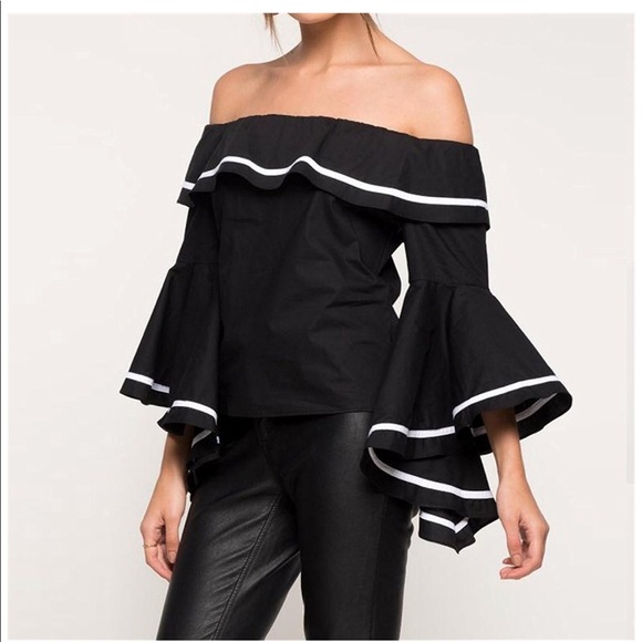 Women off shoulder sleeve ruffled top blouse - Picture 2 of 8